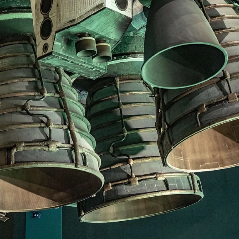 Comprendre la réglementation autour du transport des batteries lithium-ion (un3480) dans l’aérospatial et la défense